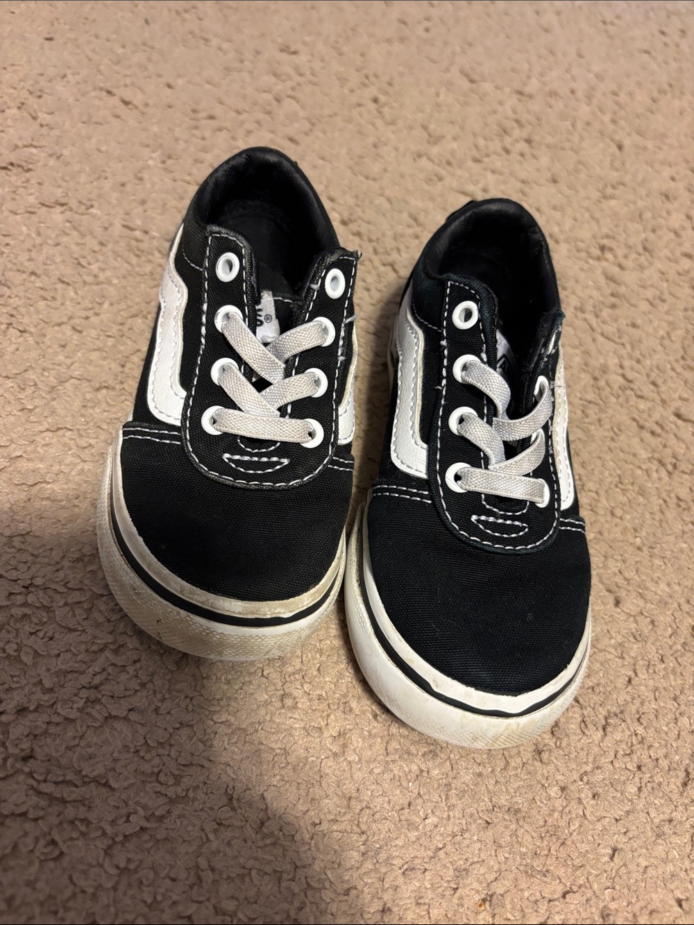 Vans Kids Black and White Low-Top Sneakers